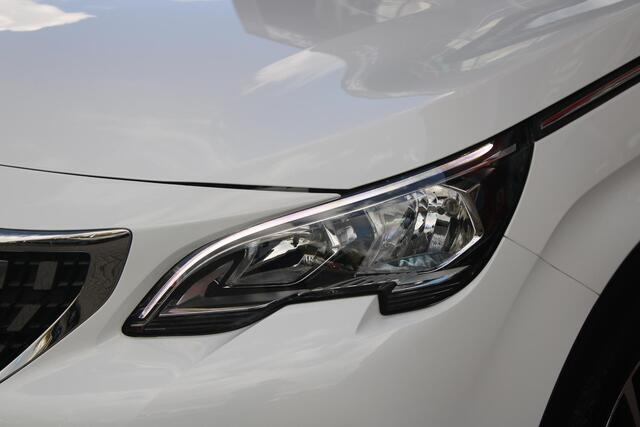 Peugeot 3008 1.2 130PK AUTOMAAT ALLURE | LEDEREN BEKLEDING | TREKHAAK | ELEKTRISCH BEDIENBARE BESTUUDERSSTOEL MET GEHEUGENFUNCTIE | ADAPTIVE CRUISE CONTROL | ELEKTRISCH BEDIENBARE ACHTERKLEP | APPLE CARPLAY/ANDROID AUTO | NAVIGATIE | STOELVERWARMING | ALL SEASON BANDEN | 19" LICHTMETALEN VELGEN | KEYLESS ENTRY/START | DODEHOEK DETECTIE | DRAADLOZE TELEFOONLADER |