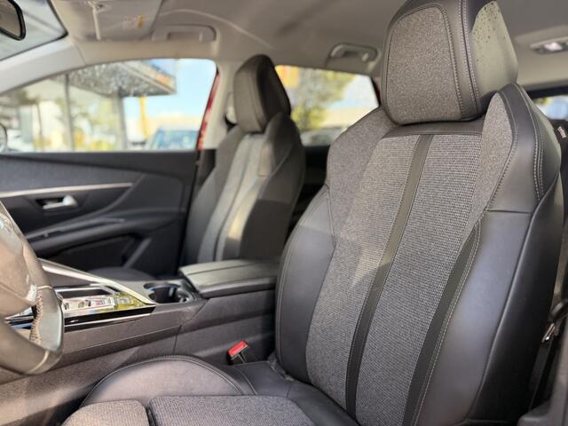 Peugeot 3008 1.2 PureTech Blue Lease Premium | Trekhaak | 360 | Carplay