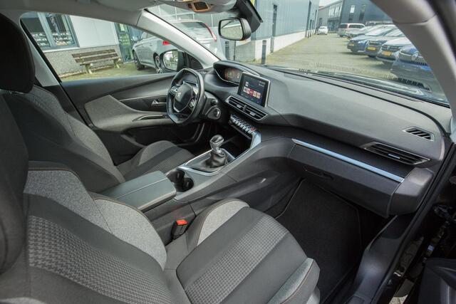 Peugeot 3008 1.2 PureTech Active