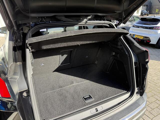 Peugeot 3008 1.6 HYbrid4 300 Première Pack | AGR Stoelen | Afneembare Trekhaak | Climate & Cruise Control | Navigatie | Elektrische Achterklep |