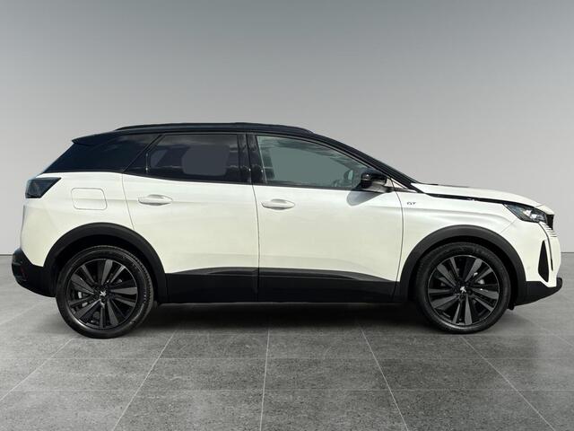 Peugeot 3008 GT 1.2 Turbo 130pk EAT8 | SCHUIF/KANTELDAK | ELEKT. A.KLEP | ALCANTARA | ADAPTIVE CRUISE | STOELVERW. | BLACK PACK | NAVI | CAMERA V+A