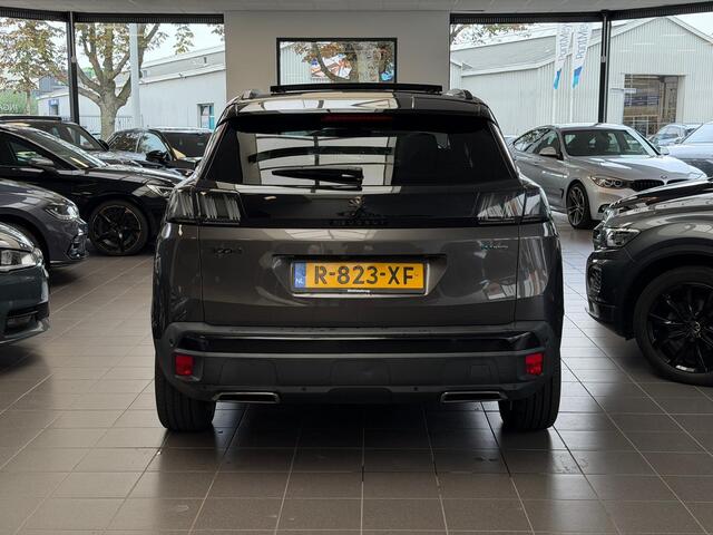 Peugeot 3008 1.6 HYbrid 225 GT / pano / camera /