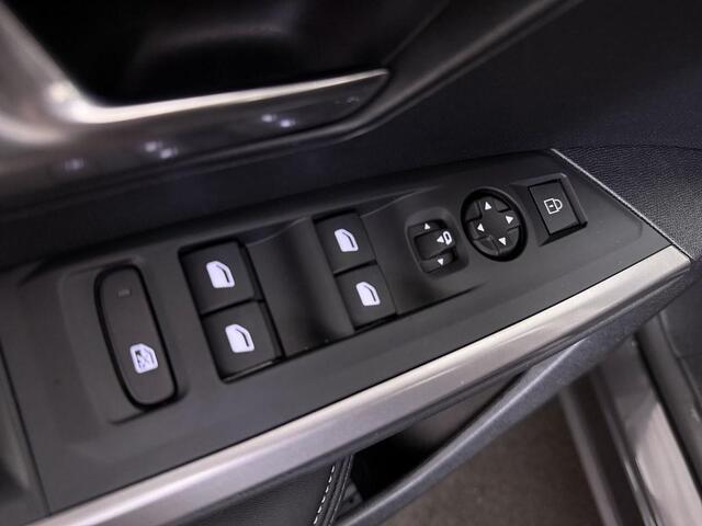 Peugeot 3008 1.6 plug-in Hybrid 195 Allure /Cam/Cruise/SOH 99.4 /Clima/Apple Carplay/Android Auto/Navi
