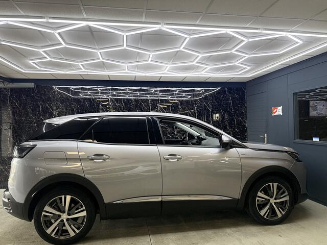 Peugeot 3008 1.6 HYbrid 225 Allure