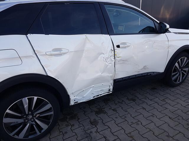 Peugeot 3008 1.2 PureTech Première
