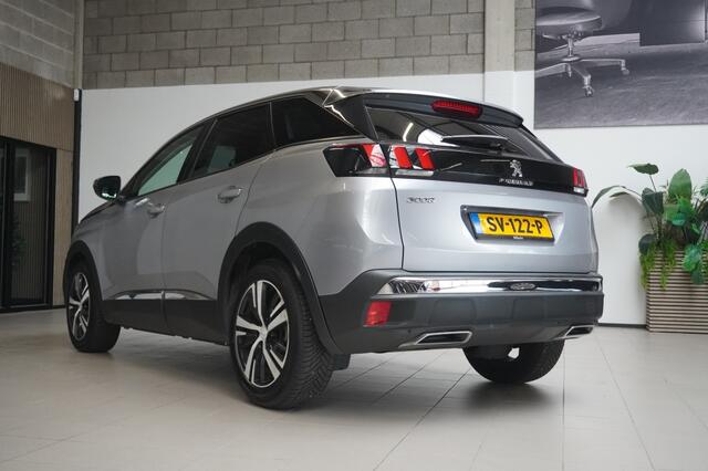 Peugeot 3008 1.2 PureTech Allure|Automaat|Stoelverwarming