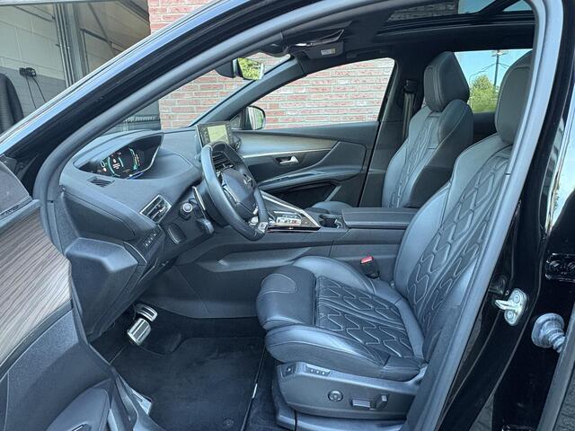 Peugeot 3008 GT Pack 1.6 HYbrid4 PHEV 300pk 4x4 e-EAT8 | NAPPA LEDER | BLACK PACK | STOELMASSAGE + MEMORY | HANDSFREE. A KLEP | FOCAL HIFI | NIGHTVISION | ADAPTIVE CRUISE | 360° CAMERA | STOELVERW. | FULL-OPTIONS!