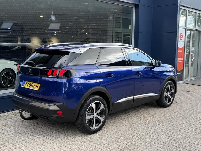 Peugeot 3008 1.2 Turbo 130PK Allure | Trekhaak 1400KG | Hoge Zitpositie | Stoelverwarming | Navigatie | Cruise Control | Lichtmetalen velgen | Climate Control | Parkeercamera | Half lederen bekleding.