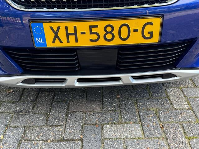 Peugeot 3008 1.2 PureTech Blue Lease Premium