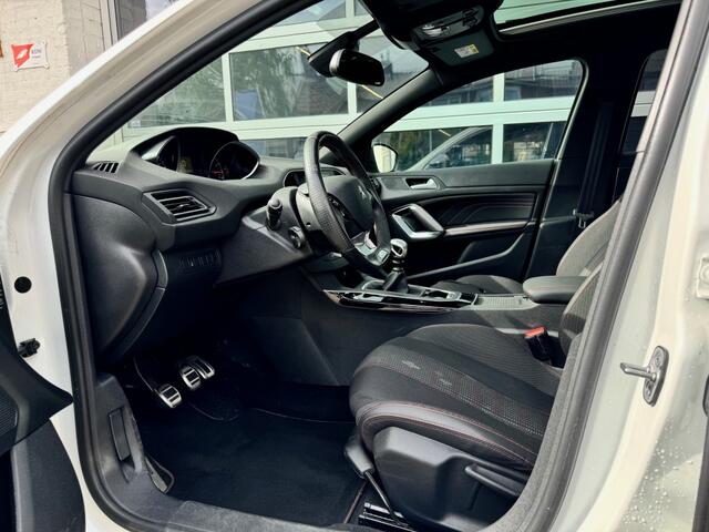 Peugeot 308 1.2 PureTech GT-line