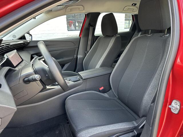 Peugeot 308 SW Turbo 130 PK Pack Business | Zeer ruime en complete stationwagen | Navigatie | Stoelverwarming | Climate Control | Cruise Control | LED Verlichting | Parkeersensoren | Lichtmetalen Velgen | Keyless Start |
