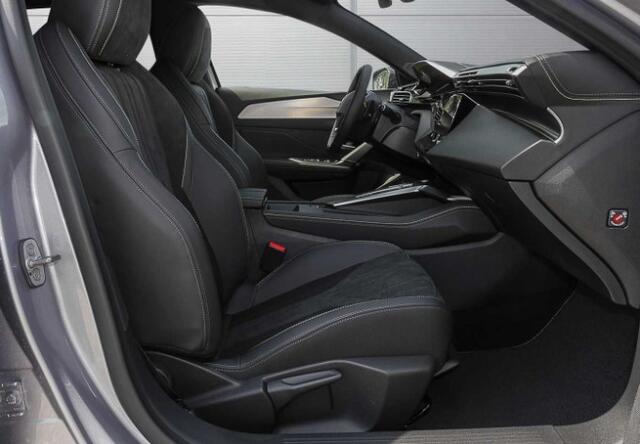 Peugeot 308 SW 1.2 PureTech GT Automaat Panorama dak/Navi/Camera/Led/Alcantara.