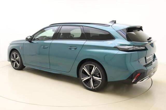 Peugeot 308 SW 1.2 PureTech GT | Nieuwe Voorraad | AUTOMAAT | Achterklep Elektrische | 360 graden Camera | Adaptive cruise control | Apple Carplay & Android Auto |