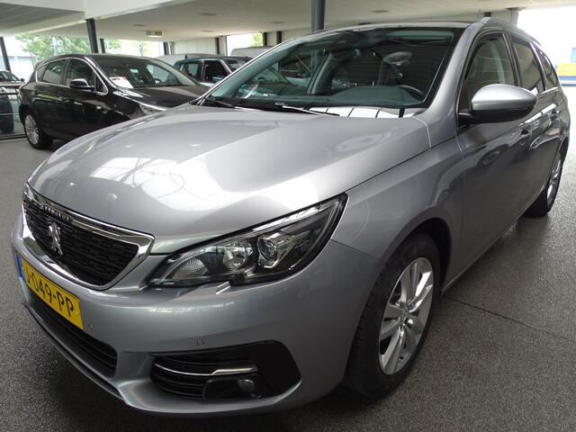 Peugeot 308 SW 1.2 PureTech Executive, Pano, Cruise, Navi, PDC