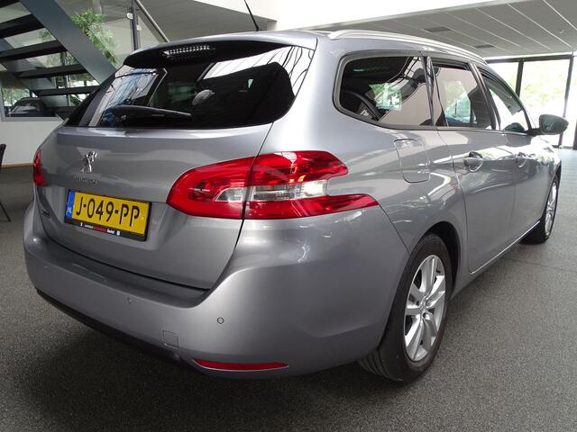 Peugeot 308 SW 1.2 PureTech Executive, Pano, Cruise, Navi, PDC