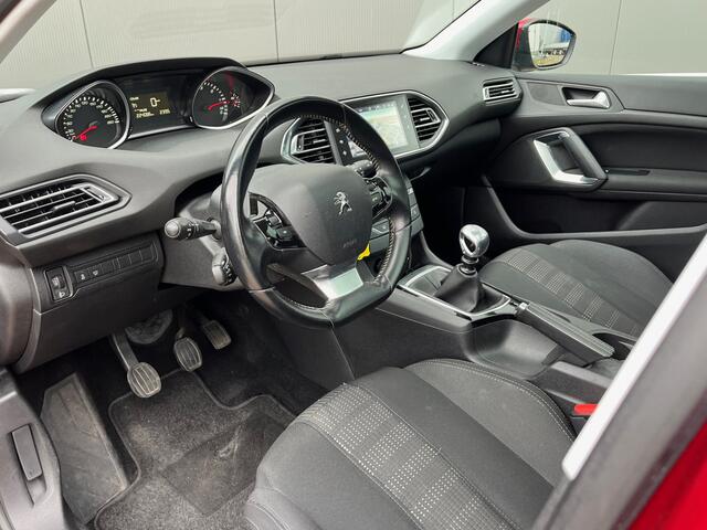 Peugeot 308 SW 1.6 BlueHDI Blue Lease Executive Navigatie / Panorama Dak / Camera