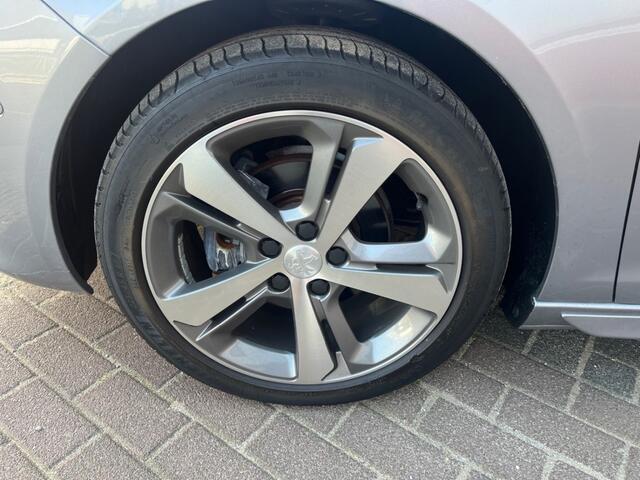 Peugeot 308 1.2/130pk, GT-line, Automaat
