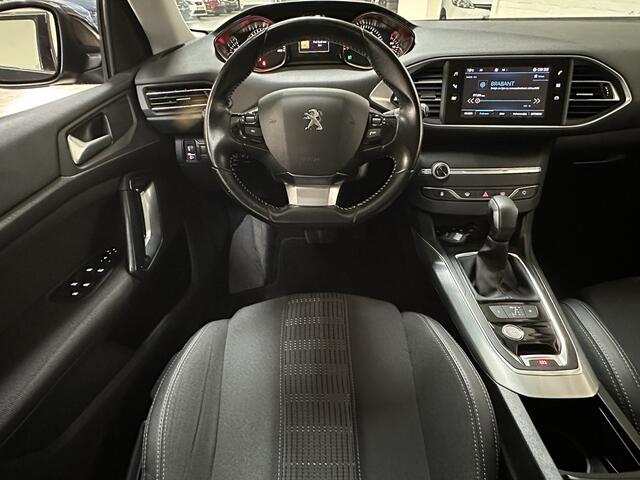 Peugeot 308 1.2 PureTech Allure CLIMA / CRUISE / NAVI / LMV