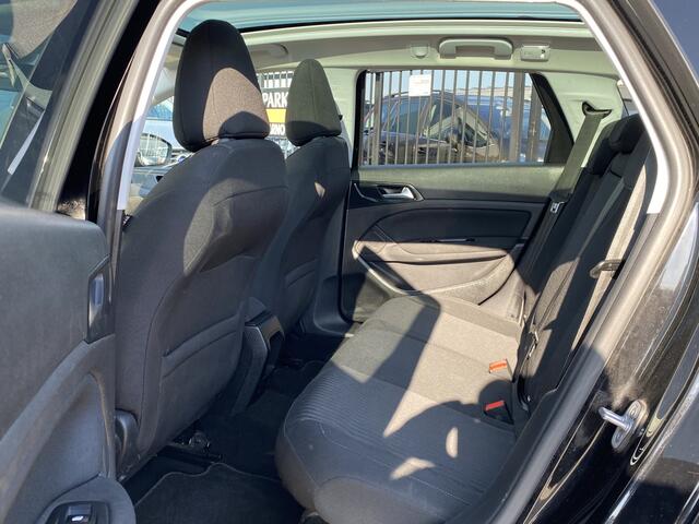 Peugeot 308 SW 1.6 BlueHDI 120 PK EURO 6 Blue Lease Executive, 6-BAK, AIRCO(CLIMA), CRUISE CONTROL, PARKEERSENSOREN V+A, PANORAMADAK, GROOT NAVIGATIE, BLUETOOTH-RADIO-USB-AUX, 4X ELEK-RAMEN, ISOFIX, CENT-VERGRENDELING, LED DAGRIJVERLICHTING, LM-VELGEN, TREKHAAK
