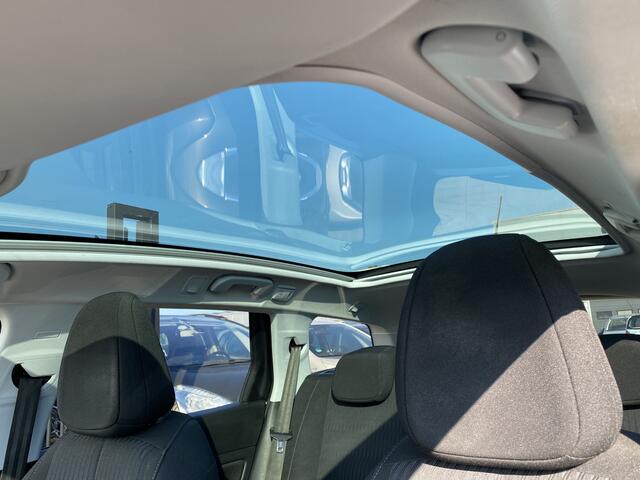 Peugeot 308 SW 1.6 BlueHDI 120 PK EURO 6 Blue Lease Executive, 6-BAK, AIRCO(CLIMA), CRUISE CONTROL, PARKEERSENSOREN V+A, PANORAMADAK, GROOT NAVIGATIE, BLUETOOTH-RADIO-USB-AUX, 4X ELEK-RAMEN, ISOFIX, CENT-VERGRENDELING, LED DAGRIJVERLICHTING, LM-VELGEN, TREKHAAK