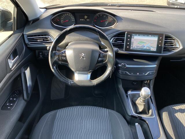 Peugeot 308 SW 1.6 BlueHDI 120 PK EURO 6 Blue Lease Executive, 6-BAK, AIRCO(CLIMA), CRUISE CONTROL, PARKEERSENSOREN V+A, PANORAMADAK, GROOT NAVIGATIE, BLUETOOTH-RADIO-USB-AUX, 4X ELEK-RAMEN, ISOFIX, CENT-VERGRENDELING, LED DAGRIJVERLICHTING, LM-VELGEN, TREKHAAK