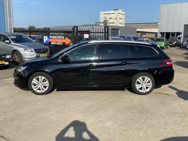 Peugeot 308 SW 1.6 BlueHDI 120 PK EURO 6 Blue Lease Executive, 6-BAK, AIRCO(CLIMA), CRUISE CONTROL, PARKEERSENSOREN V+A, PANORAMADAK, GROOT NAVIGATIE, BLUETOOTH-RADIO-USB-AUX, 4X ELEK-RAMEN, ISOFIX, CENT-VERGRENDELING, LED DAGRIJVERLICHTING, LM-VELGEN, TREKHAAK