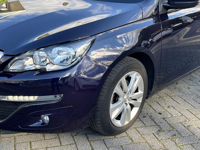 Peugeot 308 SW 1.2 PureTech Active | NAV. | STOELVERW. | AFN. TREKHAAK |