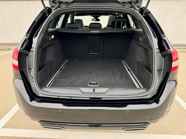 Peugeot 308 SW 1.6 e-THP GT 225 | Pano |Leer/Alcantara | Dealer onderhouden | Massage stoelen | | Denon Audio | % Bovag Occasion Partner %