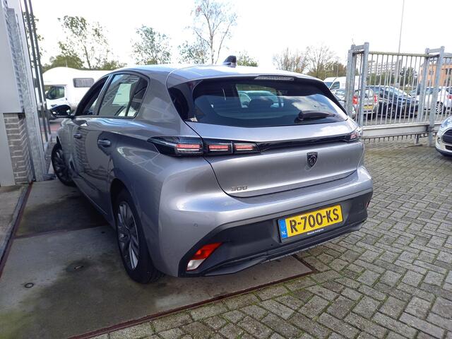 Peugeot 308 1.2 PureTech Active Pack Business - NAVI - CARPLAY / ANDROID - PDC - CLIMA - CRUISE - NL AUTO