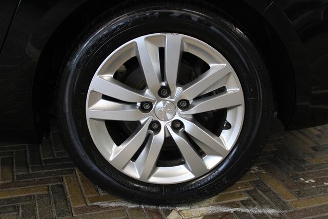 Peugeot 308 SW 1.2 PureTech Blue Lease Executive | Incl. 12 maanden garantie | 1ste eigenaar! | Cruise control | Climate control | Apple carplay/Android auto | Navigatie | Lederen bekleding | Parkeersensoren | Panorama dak |