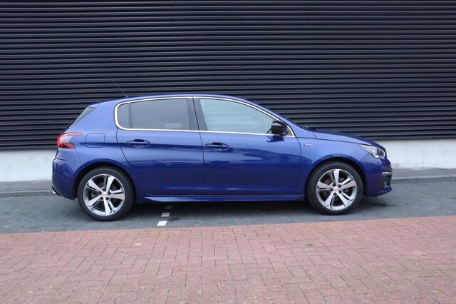 Peugeot 308 1.2 PureTech GT-line | Dealer onderhouden | Pano | Lane-assist | Mirror-Link | PDC + Camera | Leder | LED | Cruise |