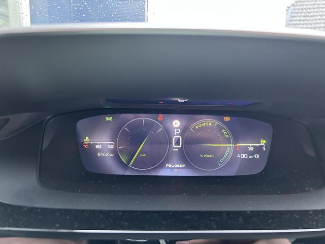 Peugeot 308 SW 1.2 Hybrid 136 e-DCS6 GT | Hybride Automaat | Navigatie | Navigatie | Digitaal Dashboard | 360 Graden Camera | Adaptieve Cruise Control | Dode Hoek detectie | Keyless Entry | Handsfree Kofferklep | Stoelverwarming | Alcantara Interieur | 18" PORTLAND V