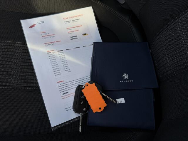 Peugeot 308 SW 1.2 PureTech Blue Lease Premium | Trekhaak | Panoramadak | Rijklaar + 12 Maand BOVAG Garantie