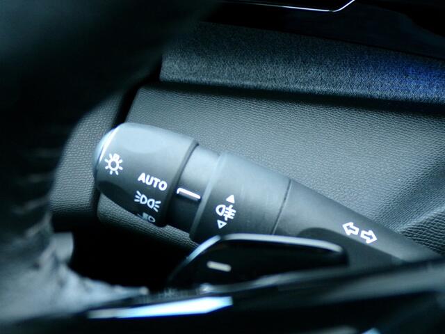 Peugeot 308 1.6T PHEV Allure Pack Business, Carplay + Android Auto / Camera 360 / Full LED / Virtual Cockpit / Adaptive Cruise