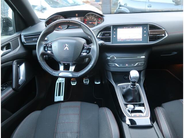 Peugeot 308 130 Pk *** GT-line *** Benzine * Navigatie * Panoramadak * 1/2 Lederen Interieur * L.M. Velgen * Keyless Start * Achteruitrij Camera * Parkeersensoren voor en achter * Zwart * Vingerhoets; Vierde Generatie Eersteklas Service !