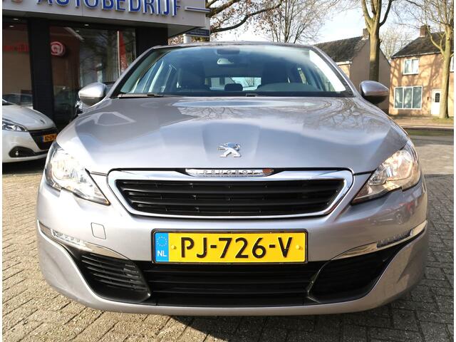 Peugeot 308 SW 130 pk benzine * Navigatie * Trekhaak * Parkeersensoren * Vingerhoets; Vierde Generatie Eersteklas Service !
