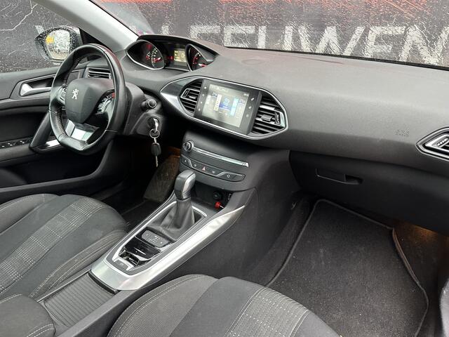 Peugeot 308 SW 1.2 PureTech Blue Lease Premium | Nieuw Binnen! | Automaat | Pano | Trekhaak
