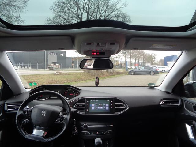 Peugeot 308 SW 1.2 PureTech Blue Lease Pack 111PK Clima Navi Cruise Pano-Dak LMV NL-Auto