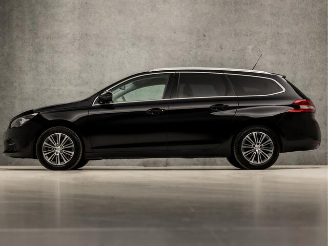 Peugeot 308 SW 1.2 PureTech Sport Automaat (APPLE CARPLAY, GROOT NAVI, 360 CAMERA, ADAPTIVE CRUISE, GETINT GLAS, LEDER, SPORTSTOELEN, PARKEERSENSOREN, KEYLESS, DAB+, NIEUWSTAAT)