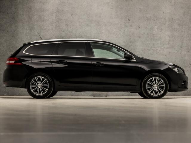 Peugeot 308 SW 1.2 PureTech Sport Automaat (APPLE CARPLAY, GROOT NAVI, 360 CAMERA, ADAPTIVE CRUISE, GETINT GLAS, LEDER, SPORTSTOELEN, PARKEERSENSOREN, KEYLESS, DAB+, NIEUWSTAAT)