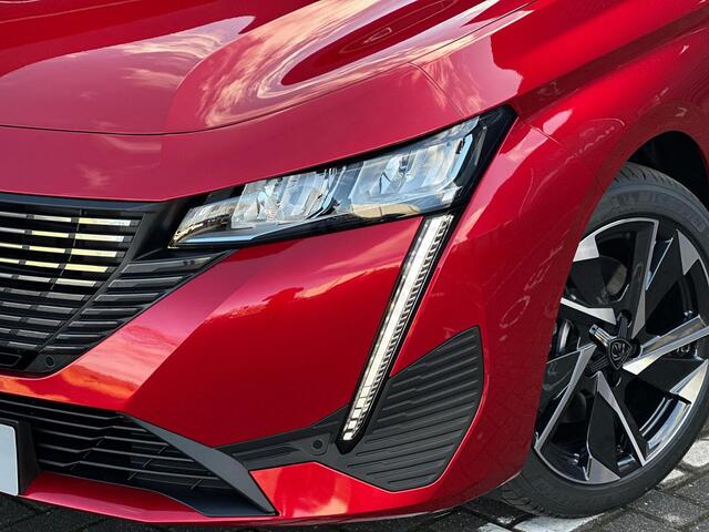 Peugeot 308 1.2 Hybrid 136pk e-DCS6 Allure | Adaptive Cruise Control | 360 Parkeercamera | Climate Control | Draadloze telefoonlader | Apple Carplay/Android Auto | DAB | Navigatie | Keyless Entry/Start |