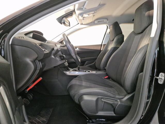 Peugeot 308 SW 1.2 PureTech Blue Lease Allure | Navigatie | Achteruitrijcamera | Climate Control | Adaptieve Cruise Control | Apple Carplay/Android Auto