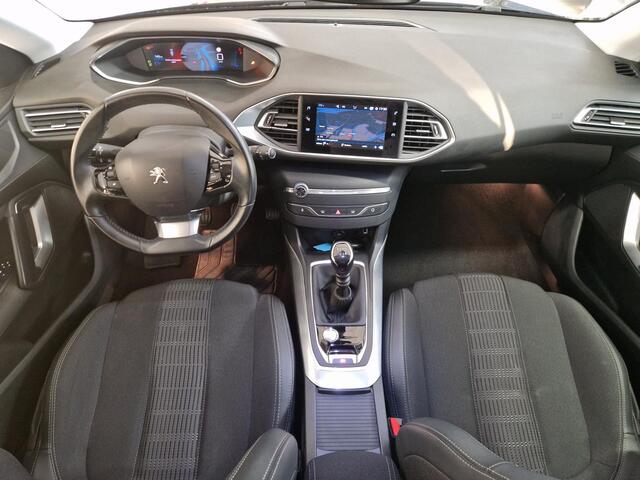 Peugeot 308 SW 1.2 PureTech Blue Lease Allure | Navigatie | Achteruitrijcamera | Climate Control | Adaptieve Cruise Control | Apple Carplay/Android Auto