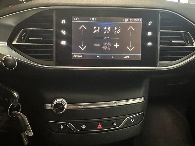 Peugeot 308 SW 1.2 PureTech Style CLIMA / NAVI /CRUISE / CAMERA 360.