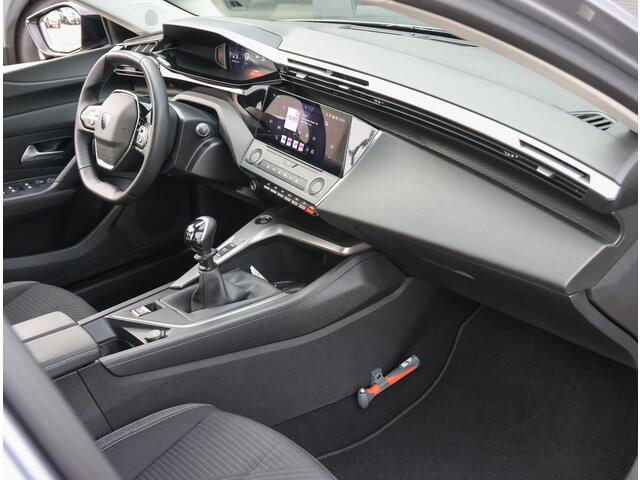 Peugeot 308 110pk Active | 1ste eigenaar | LED lampen | Apple CarPlay/Android Auto | Parkeersensoren | Climate