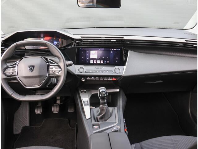 Peugeot 308 110pk Active | 1ste eigenaar | LED lampen | Apple CarPlay/Android Auto | Parkeersensoren | Climate