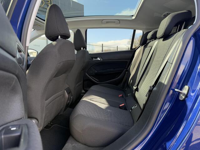 Peugeot 308 1.2 PureTech Blue Lease Executive 2e Eigenaar,Navi,Pano,Clima,Cruise,110pk,Pdc V+A,Dealer Onderhouden,6 Bak,Apk tot 09-2025
