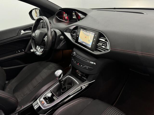 Peugeot 308 SW 1.2 PureTech GT-line Half leder, Pano, Camera, Navi, Rijstrook correctie, Cruise control, Keyless start