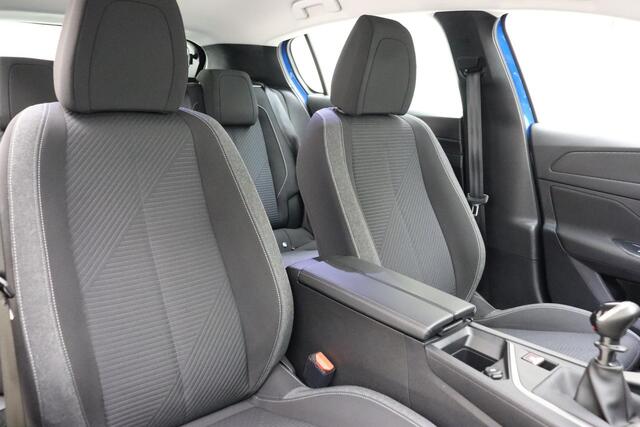 Peugeot 308 1.2 PureTech Active Pack Business 110 PK | Handgeschakeld | Parkeersensor | Mirror Screen | Apple Carplay | Cruise Control | Airco | Navigatie | Start/stop | 1e eigenaar