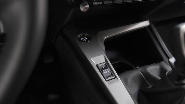 Peugeot 308 SW PureTech 110 Active Pack Business | Apple Carplay | Parkeersensoren | Digitaal Dashboard | Navigatie